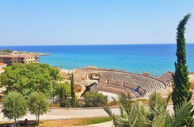 Amparito Apartment - Casc Antic Ταραγόνα Εξωτερικό φωτογραφία